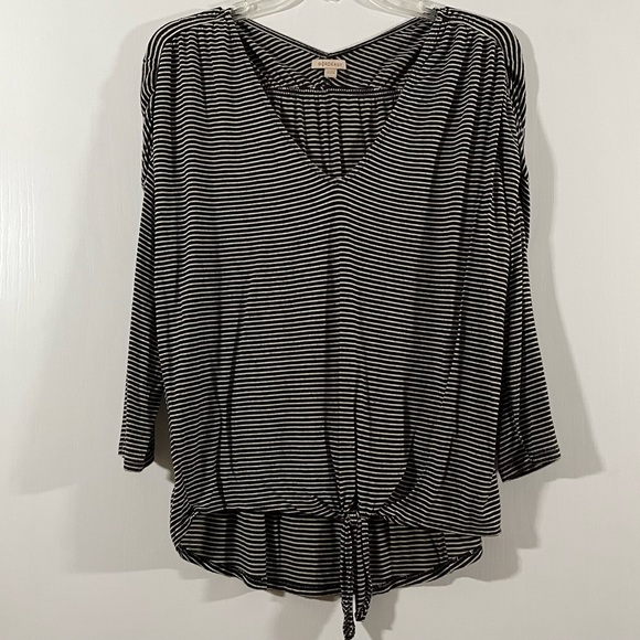 Anthropologie Bordeaux top. Size: S/P - Picture 1 of 3